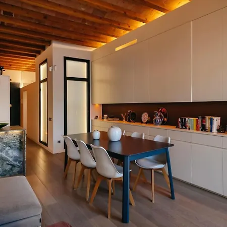 Apartment Fully Equipped Upscale Loft Weekly Cleaning Incl *
