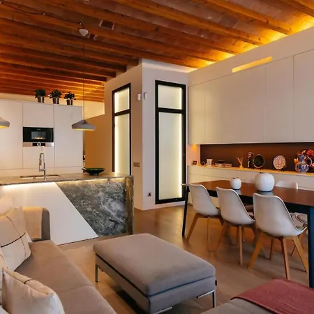 Fully Equipped Upscale Loft Weekly Cleaning Incl Apartment Barcelona