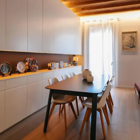 Fully Equipped Upscale Loft Weekly Cleaning Incl